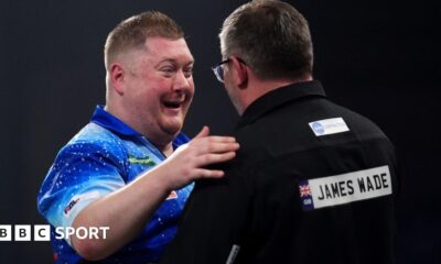 Ricky Evans celebrates his win over James Wade
