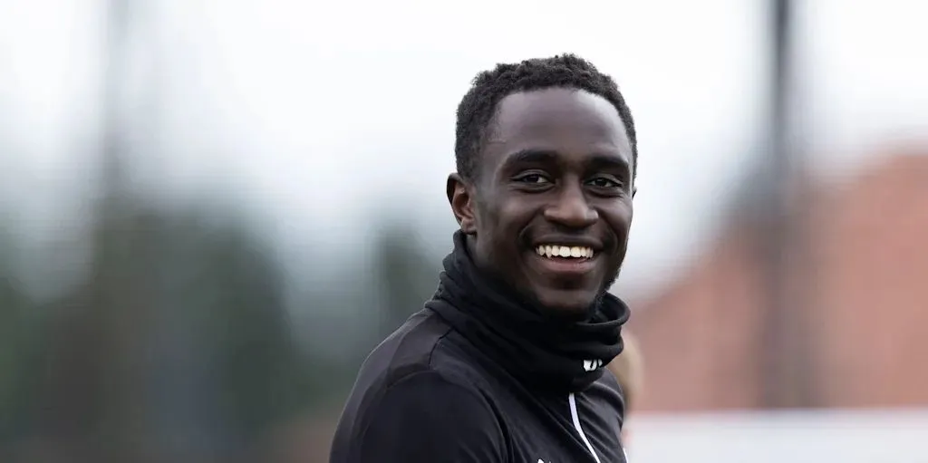 Aberdeen signal Uganda Cranes defender Bwomono