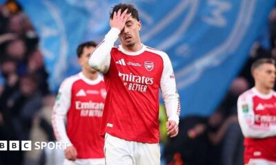 Arsenal players look disappointed by Manchester City loss in League Cup final