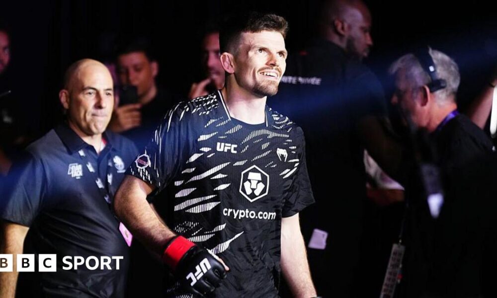 Harry Hardwick walks out for his UFC debut
