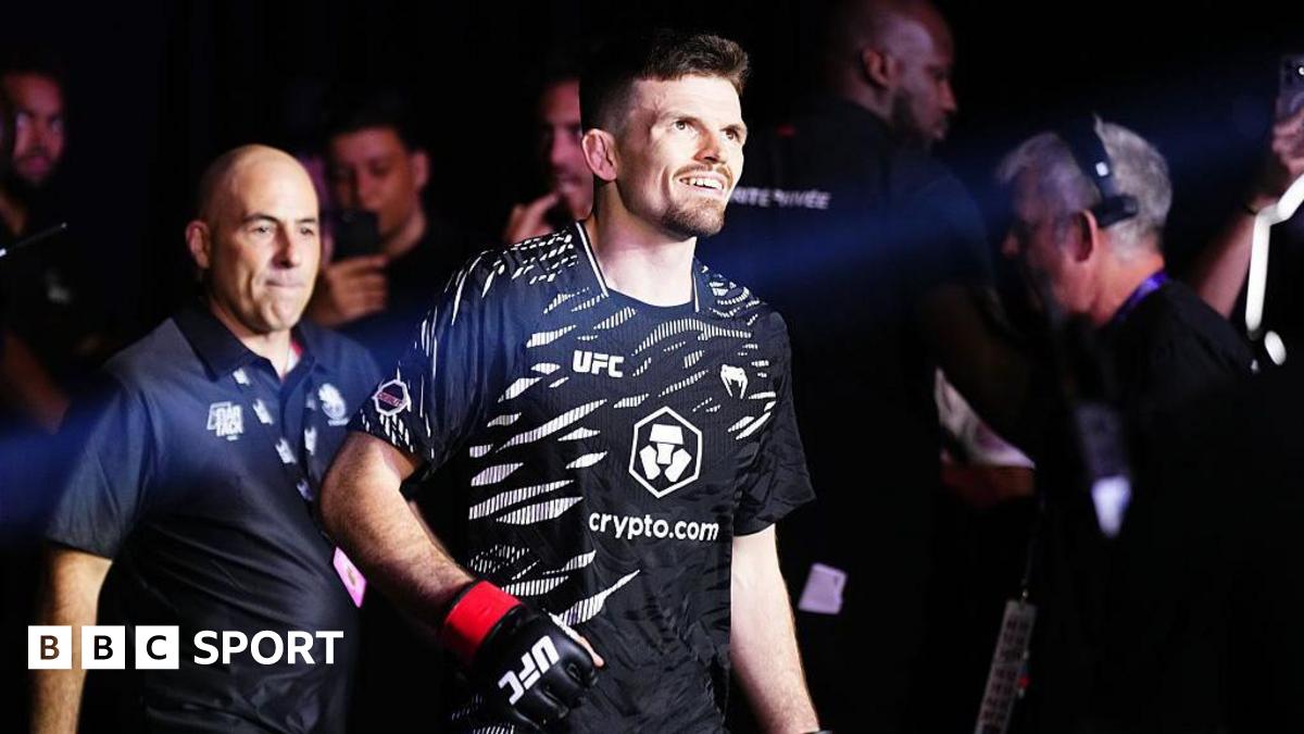 Harry Hardwick walks out for his UFC debut