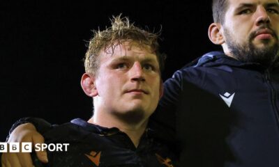 Jac Morgan in Ospreys' post-match huddle after beating Sharks
