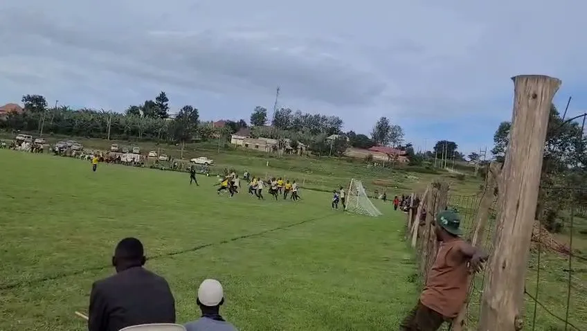 WATCH: Drama and chaos unfold as Karo Karungi vs Kataka match is deserted 
