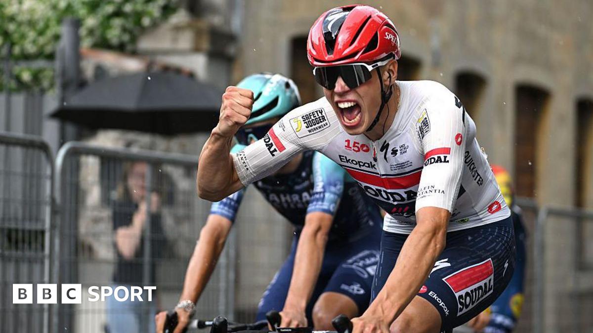 Paul Magnier celebrates winning stage 18
