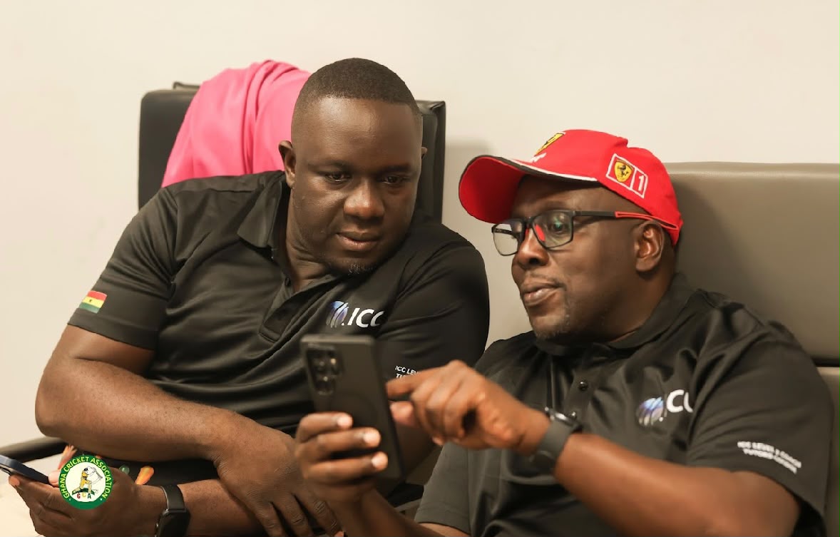 Turinawe and Mutyagaba engage in an in-class discussion on using digital platforms for coaching and assessment