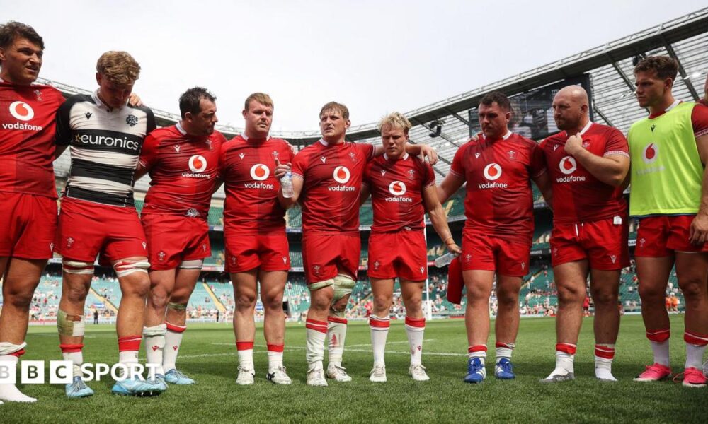 Wales players in a huddle after beating Barbarians 33-31 in an uncapped march at the Allianz Stadium in Twickenham.