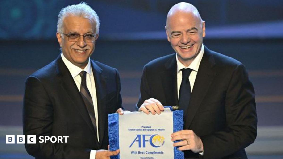 Fifa president Gianni Infantino and his AFC counterpart Salman bin Ibrahim Al Khalifa