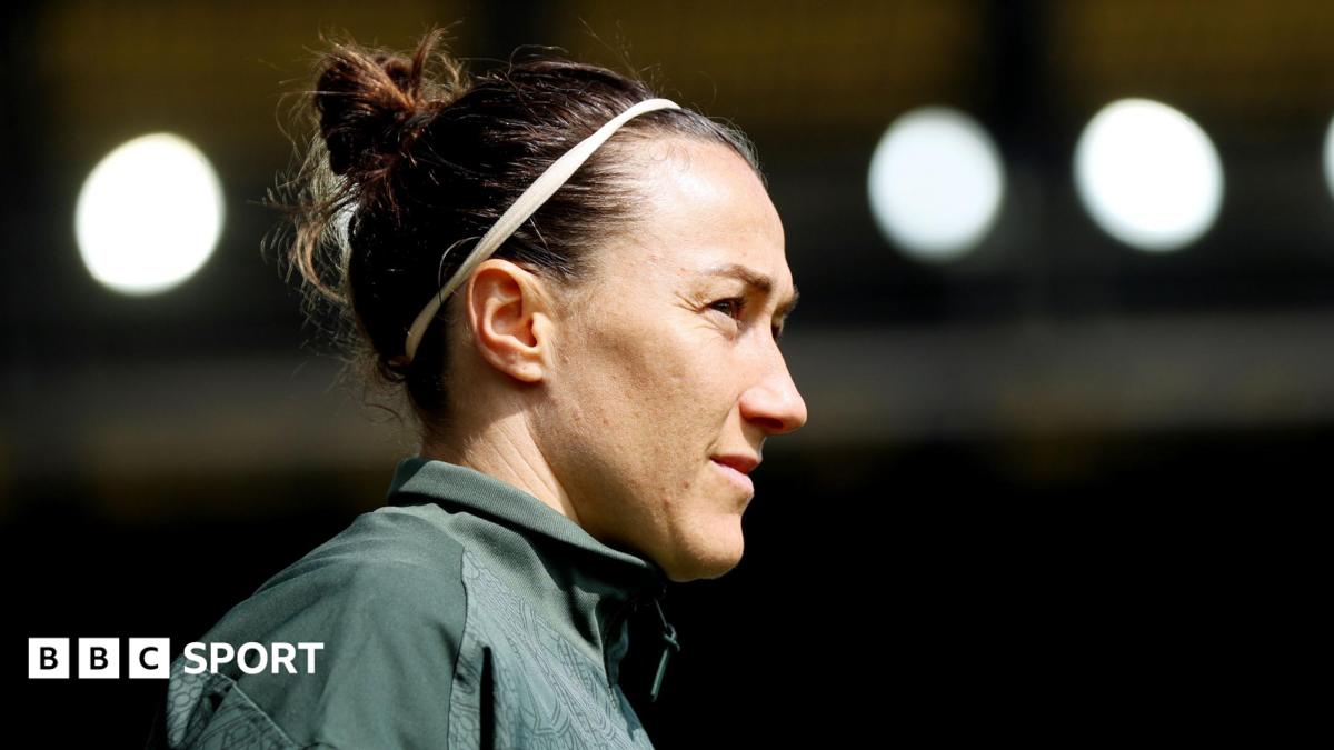 Lucy Bronze