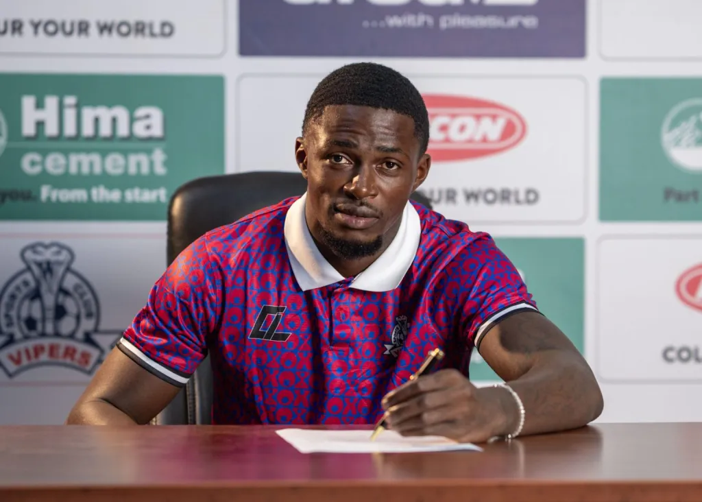 Goalkeeper Mbaba turns into second Gabonese participant to hitch a UPL Membership