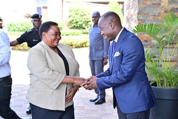 Ogwang dangles Shs100m gold bonus for Staff Uganda forward of the 2026 Commonwealth Video games » The Touchline Sports activities
