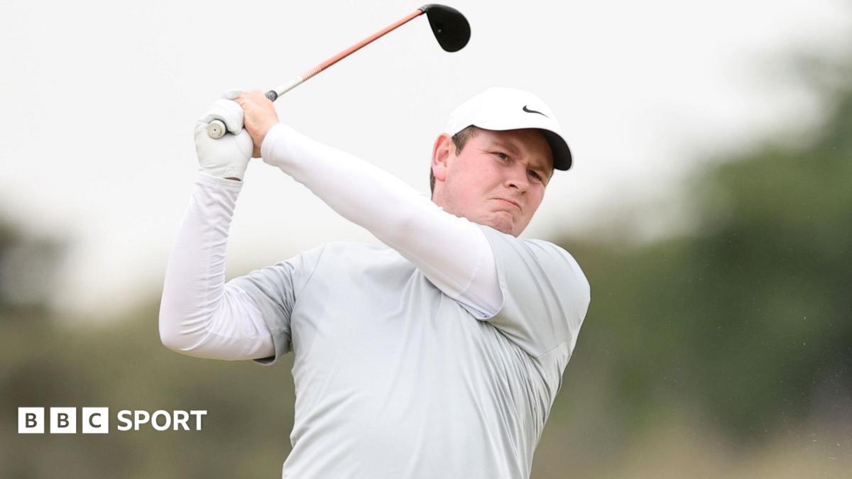 Bob MacIntyre shares the lead in pursuit of a second Scottish Open title