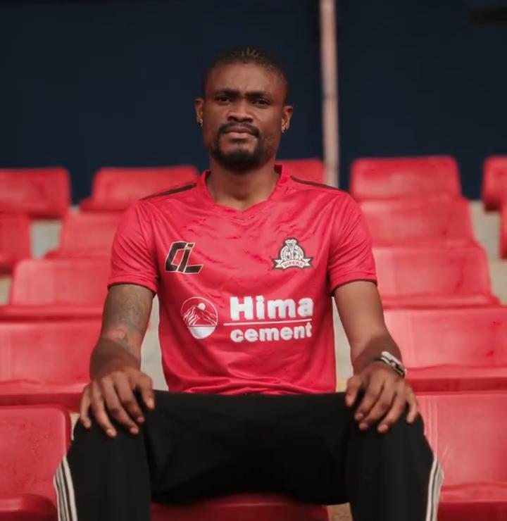 Vipers beef up Squad with Congolese Defender Mangoba