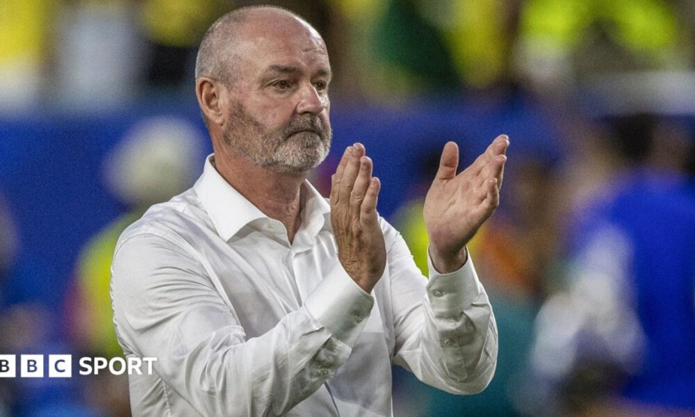 Steve Clarke and his players applaud Scotland's fans