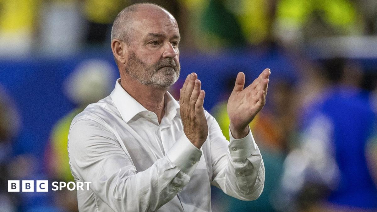 Steve Clarke and his players applaud Scotland's fans